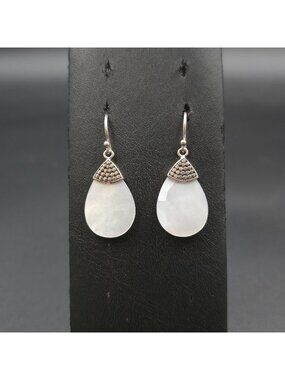 Sterling Silver Mother of Pearl Teardrop Bali Style Earrings A7449